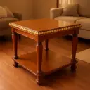 Mesa auxiliar de mara tallada estilo Victoriano (4318905.1200)