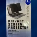Protector de pantalla de privacidad para el MacBook Pro de 15 pulgadas (modelos de 2016 hasta los actuales).(6095509.50)