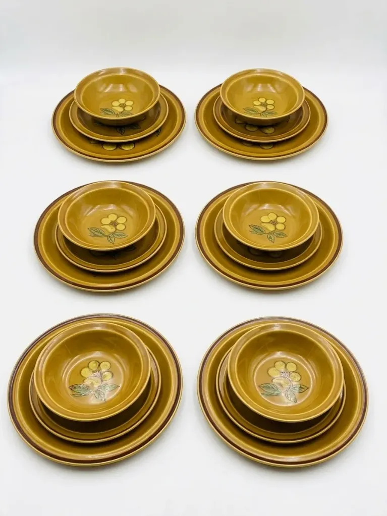 [742866.130] Set De Vajilla De Cerámica Mostaza (Para 6 Personas) (742866.130)