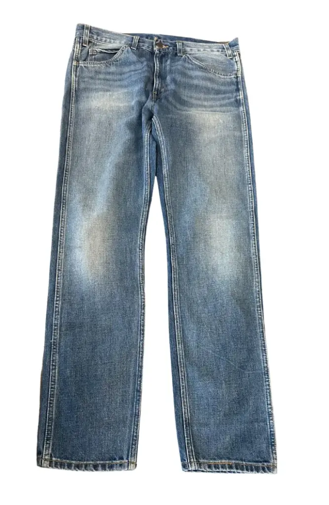 Jean Levi's.  Slim Fit 31/30 