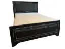 Cama elegante con somier y respaldar