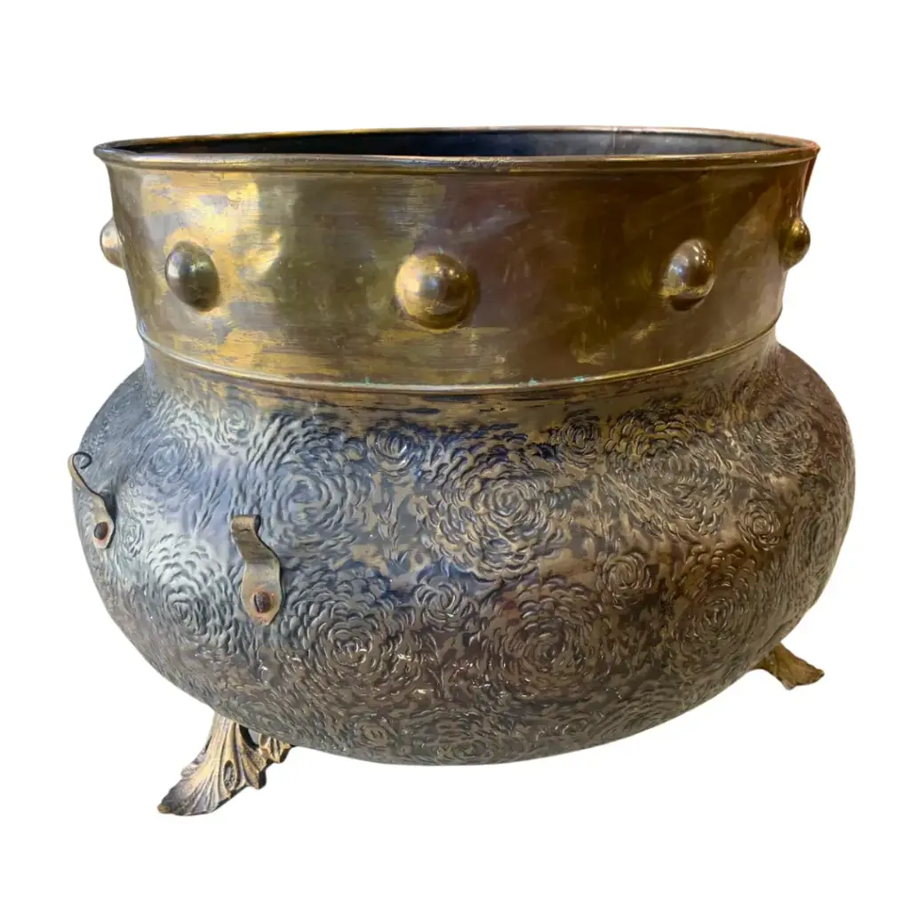 Adorno de cobre ornamentado