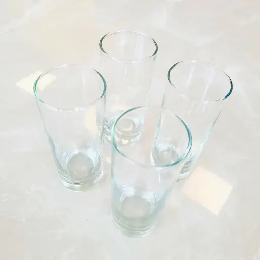 [1234567.14] Juego de 4 vasos 300ml