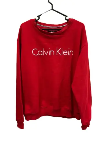 [1234567.60] Chompa Roja. Talla L - Calvin Klein