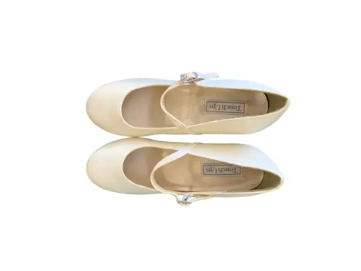 [2015699.1] Zapatos Touch Ups Blancos