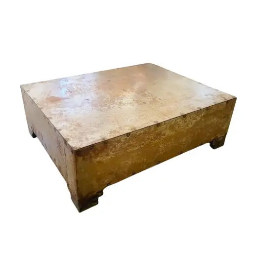 [3354471.1] Mesa metálica con efecto oxidado