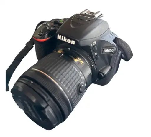 [7010918.30] Cámara Réflex Nikon D5600